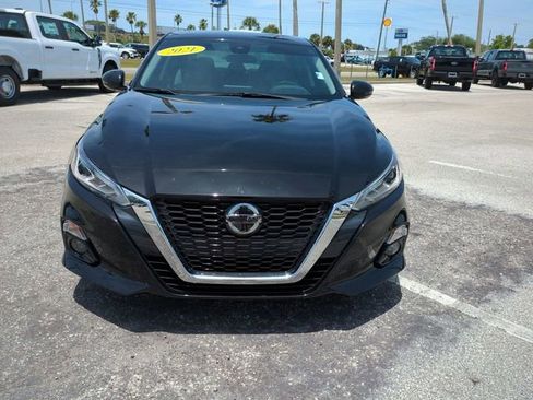 Used 2021 Nissan Altima 2.5 SL FWD image 9