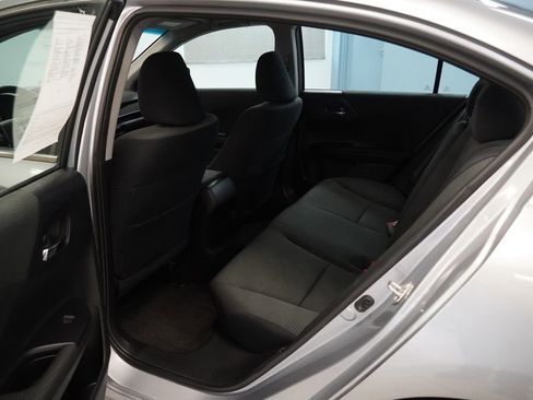 Used 2017 Honda Accord LX image 18