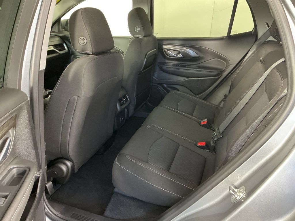 Used 2024 GMC Terrain SLE AWD/4WD image 11