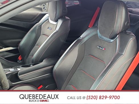 Used 2018 Chevrolet Camaro ZL1 RWD image 14