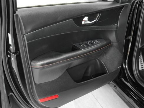 Used 2021 Kia Forte GT image 38