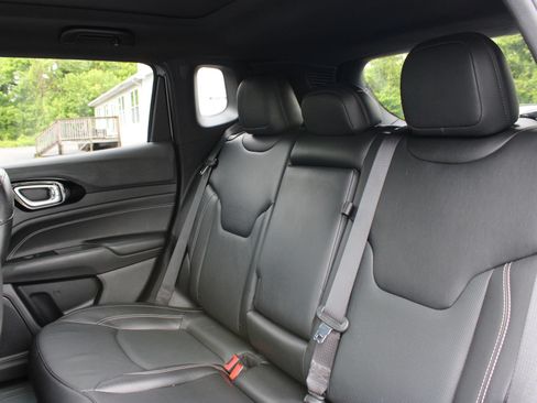 Used 2023 Jeep Compass High Altitude AWD/4WD image 17