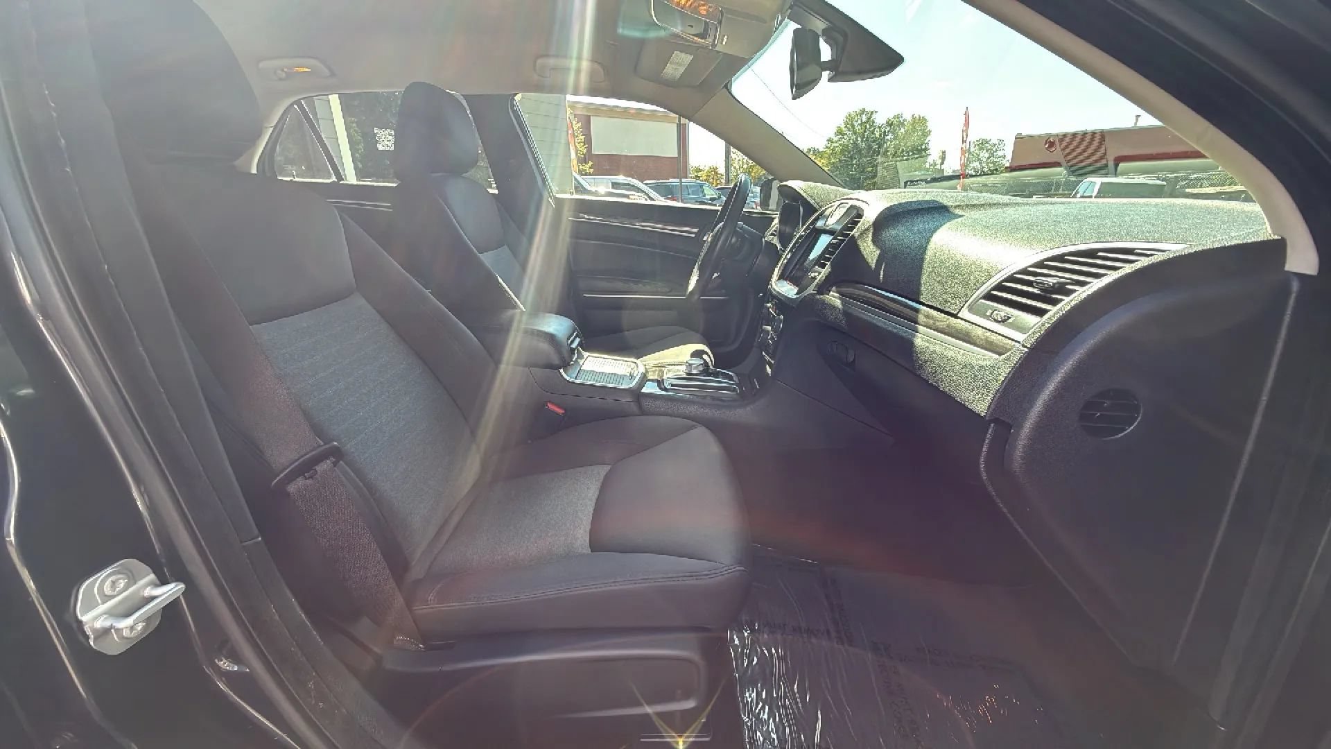 Used 2019 Chrysler 300 Touring w/ Sport Appearance Package RWD image 29