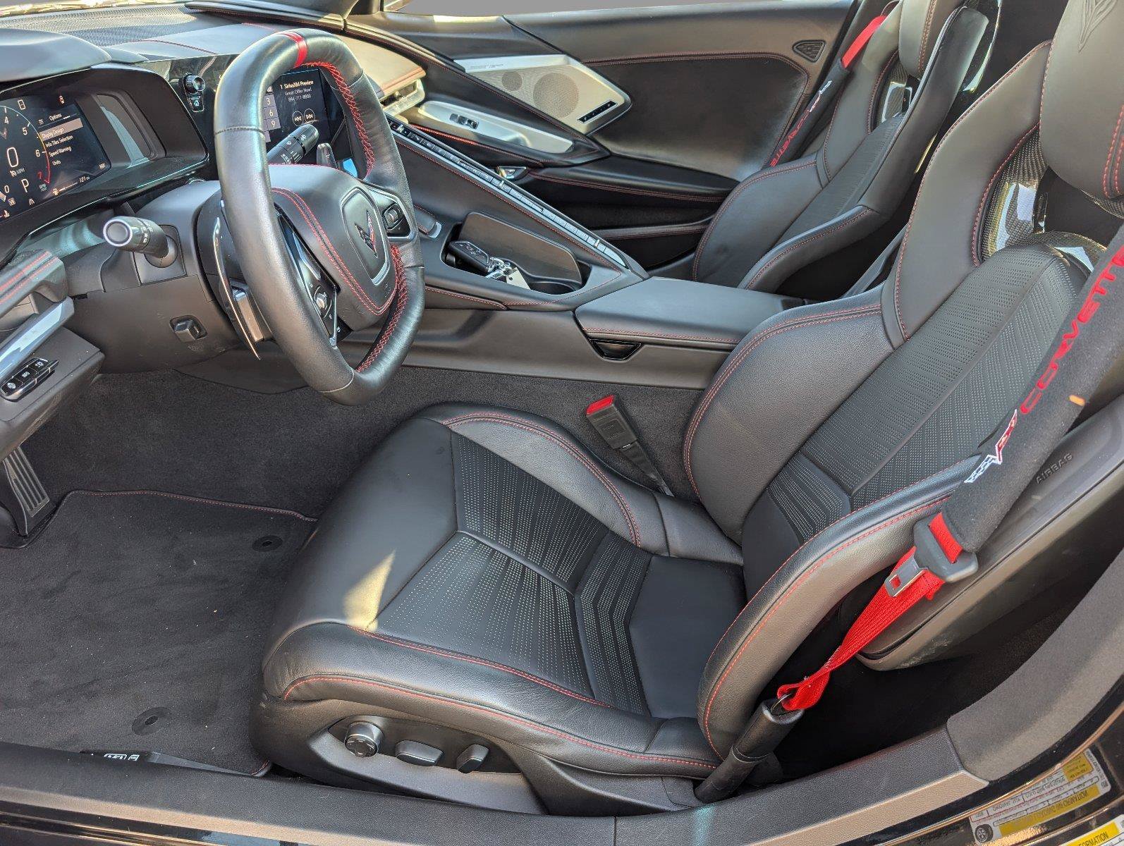 Used 2020 Chevrolet Corvette Stingray Premium Cpe w/ 3LT Preferred Equipment Group RWD image 3