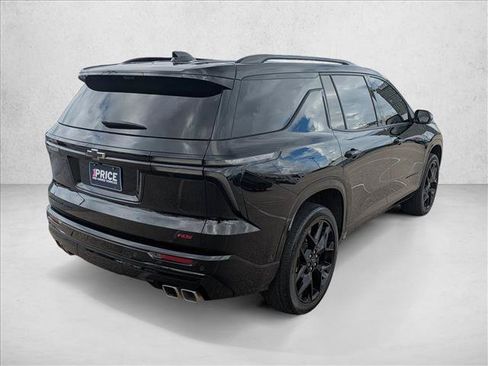 Used 2025 Chevrolet Traverse RS AWD/4WD image 5