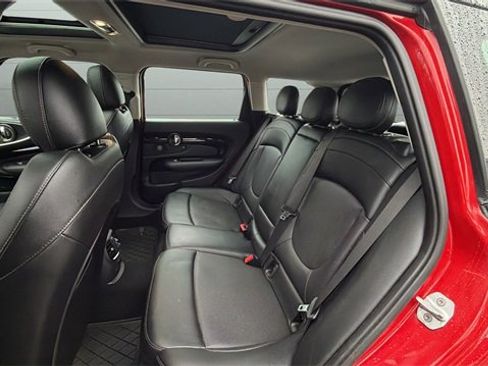 Used 2017 MINI Cooper Clubman S image 19