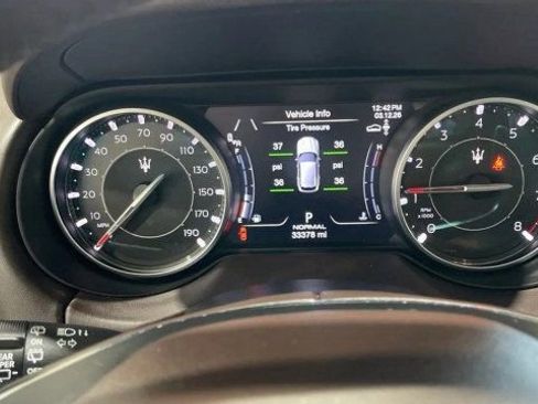 Used 2021 Maserati Levante S GranLusso image 17