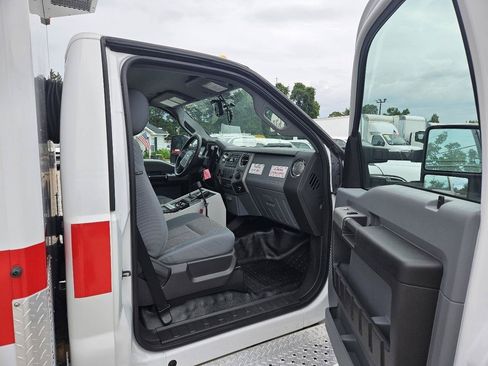 Used 2013 Ford F450 XLT w/ Ambulance Preparation Pkg RWD image 15