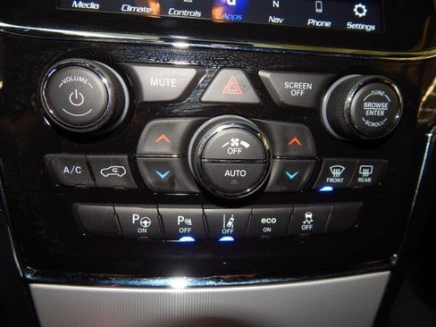 Used 2021 Jeep Grand Cherokee SRT w/ Trailer Tow Group IV image 37