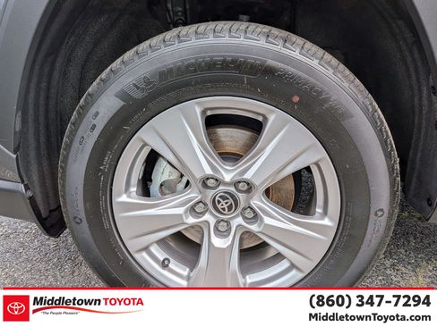 Certified 2025 Toyota RAV4 XLE AWD/4WD image 8