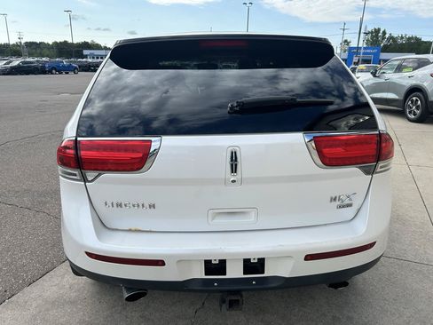 Used 2014 Lincoln MKX AWD w/ Equipment Group 101A image 6