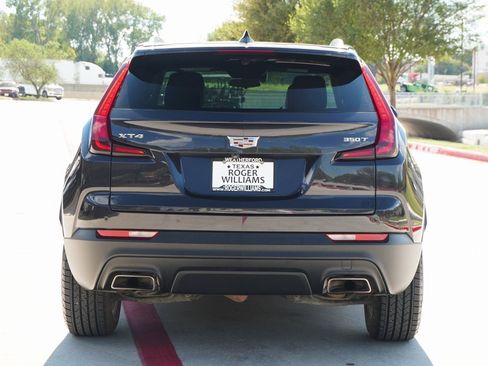 Used 2023 Cadillac XT4 Luxury w/ Cold Weather Package image 4