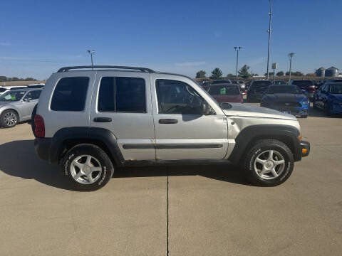 Used 2006 Jeep Liberty Sport AWD/4WD image 4