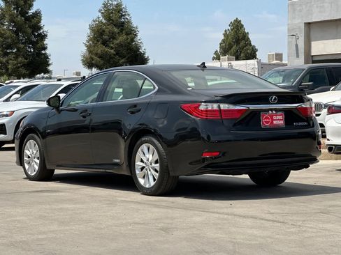 Used 2013 Lexus ES 300h w/ Premium Pkg FWD image 7