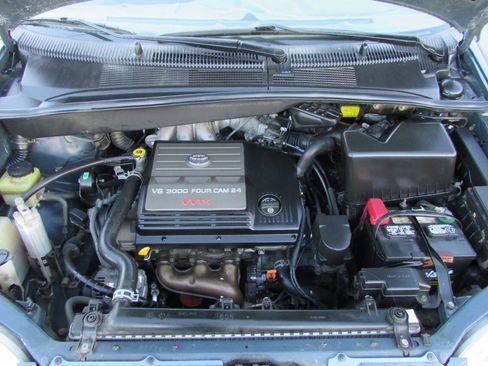 Used 2002 Toyota Sienna CE image 14