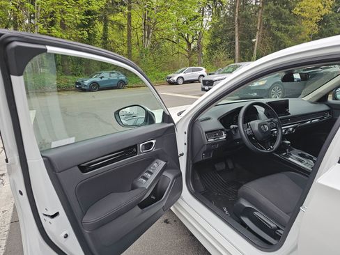 Certified 2023 Honda Civic EX image 19