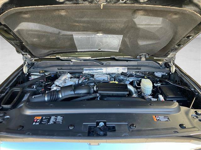 Used 2018 GMC Sierra 2500 Denali w/ Duramax Plus Package AWD/4WD image 22