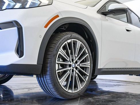 New 2026 BMW X2 xDrive28i w/ Technology Package image 10