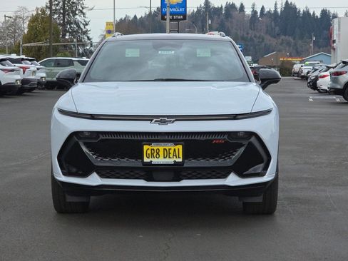 New 2026 Chevrolet Equinox EV RS image 3