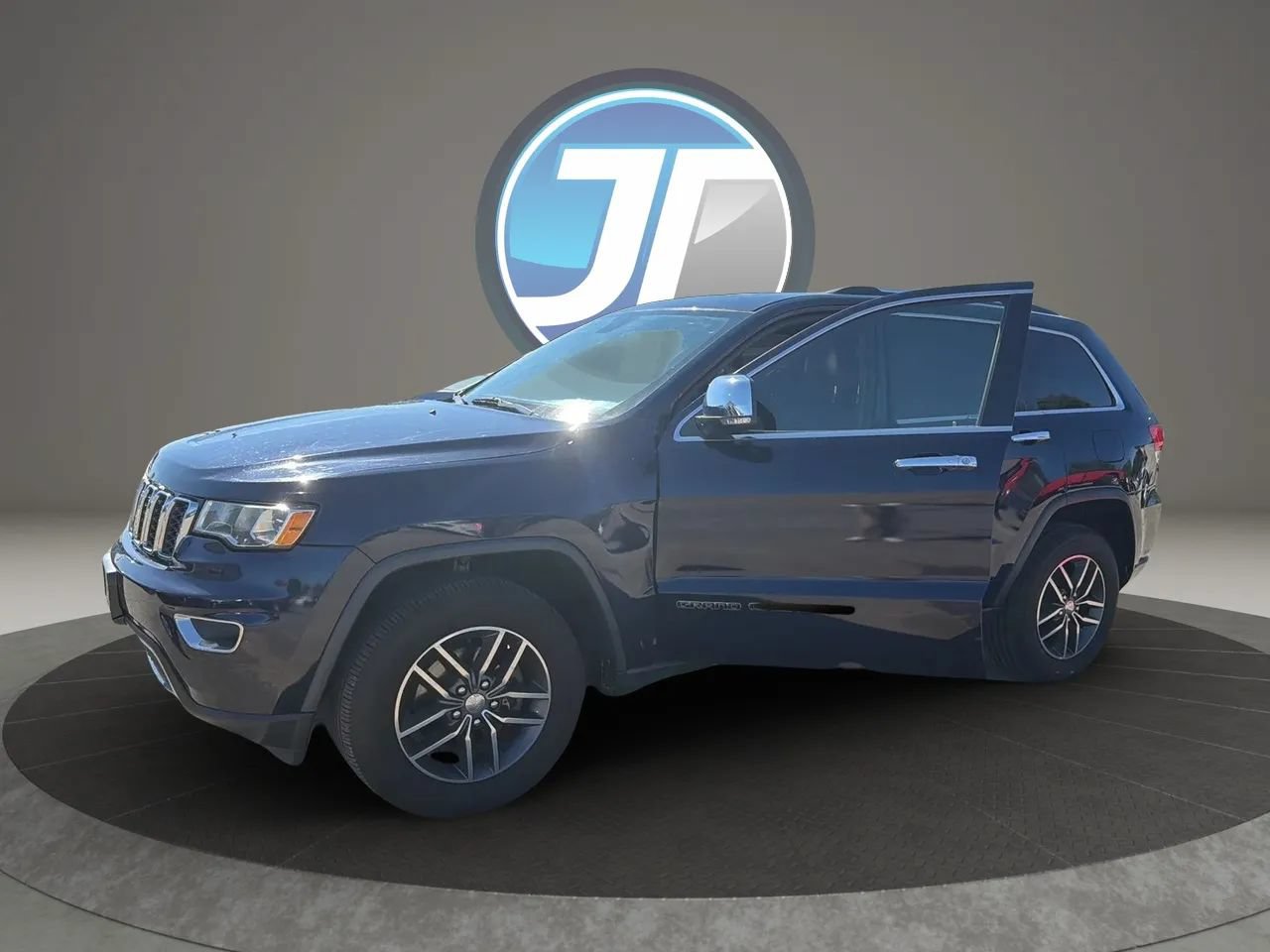 Used 2017 Jeep Grand Cherokee Limited AWD/4WD image 29