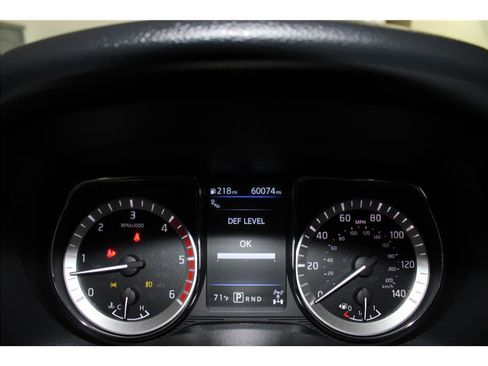 Used 2019 Nissan Titan Platinum Reserve w/ Platinum Utility Package image 33