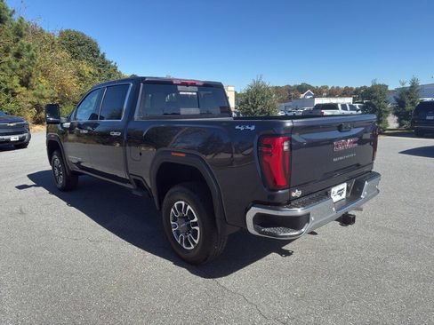 New 2026 GMC Sierra 2500 SLT w/ SLT Convenience Package image 4