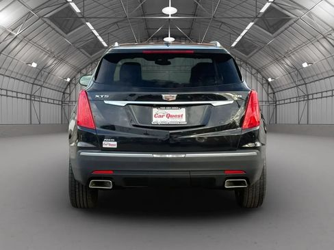 Used 2017 Cadillac XT5 Luxury AWD/4WD image 6