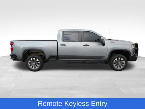 Certified 2024 Chevrolet Silverado 2500 Custom AWD/4WD image 7