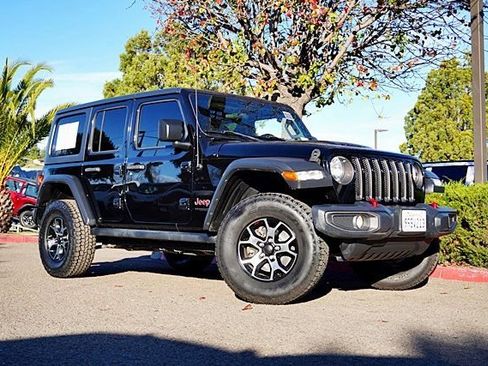 Used 2020 Jeep Wrangler Unlimited Rubicon image 2