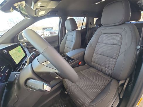 New 2025 Chevrolet Equinox LT image 19