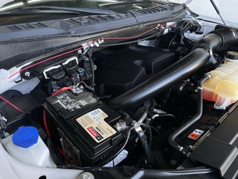 Used 2018 Ford F150 Lariat w/ Equipment Group 502A Luxury image 12