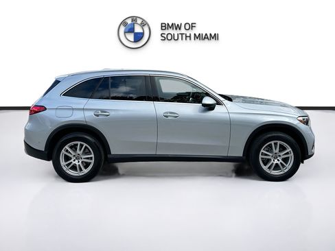 Used 2025 Mercedes-Benz GLC 300 4MATIC image 8