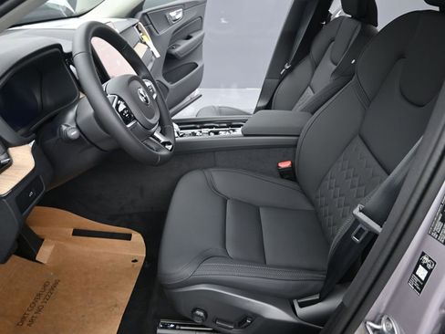New 2026 Volvo XC60 B5 Plus w/ Protection Package Premier AWD/4WD image 13