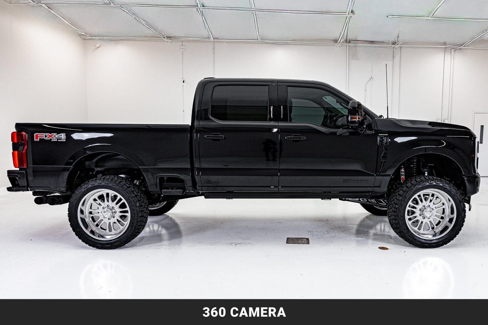 Used 2026 Ford F250 Platinum w/ Platinum Plus Package AWD/4WD image 11