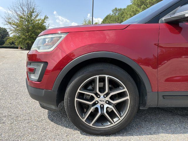 Used 2016 Ford Explorer Sport w/ Equipment Group 401A AWD/4WD image 10