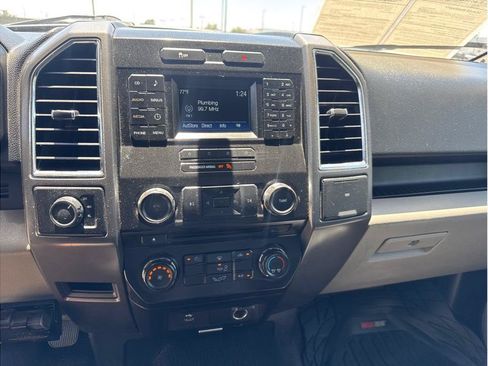 Used 2016 Ford F150 XLT AWD/4WD image 13