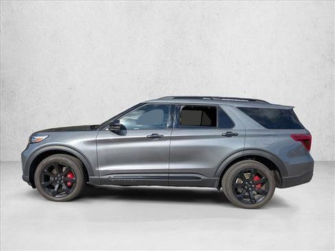 Used 2024 Ford Explorer ST w/ Equipment Group 401A image 8