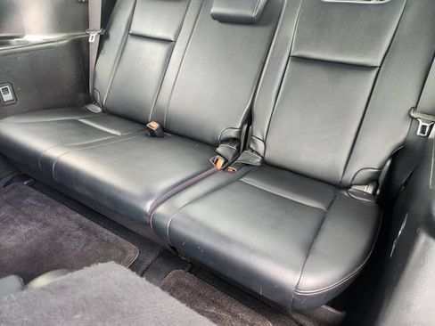 Used 2019 Toyota Highlander XLE FWD image 31