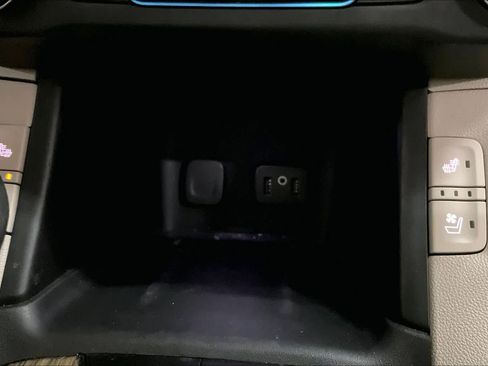 Used 2018 GMC Acadia Denali w/ Technology Package image 36