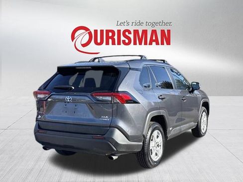 Used 2021 Toyota RAV4 XLE image 2