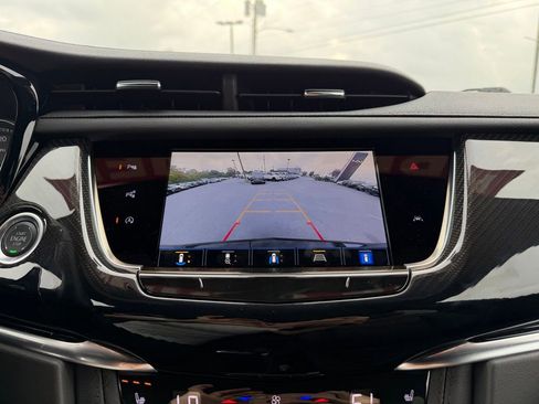Used 2025 Cadillac XT6 Sport w/ Technology Package AWD/4WD image 19