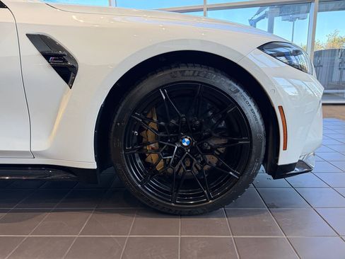 Used 2025 BMW M3 Competition w/ M Carbon Exterior Package image 10