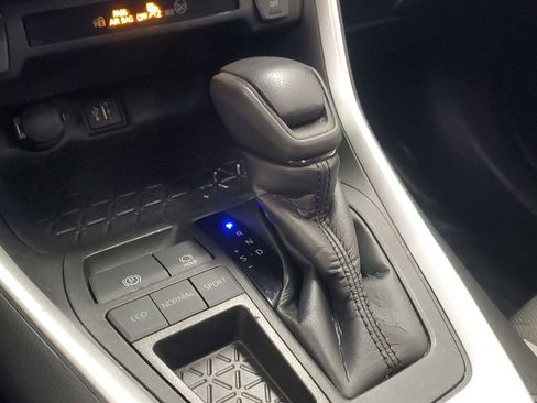 Certified 2023 Toyota RAV4 XLE w/ Convenience Package image 30