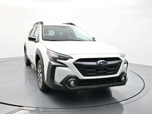 Used 2025 Subaru Outback Premium w/ Popular Package #1 AWD/4WD image 1