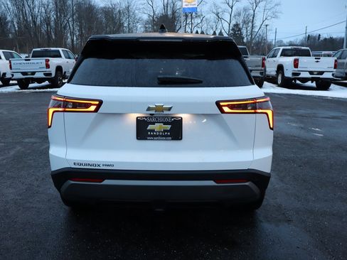 New 2026 Chevrolet Equinox LT w/ Convenience Package II image 27