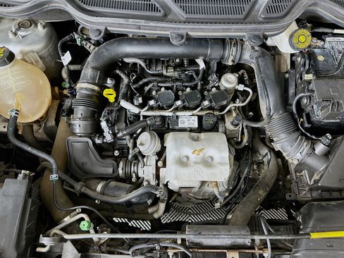 Used 2018 Ford EcoSport Titanium image 33