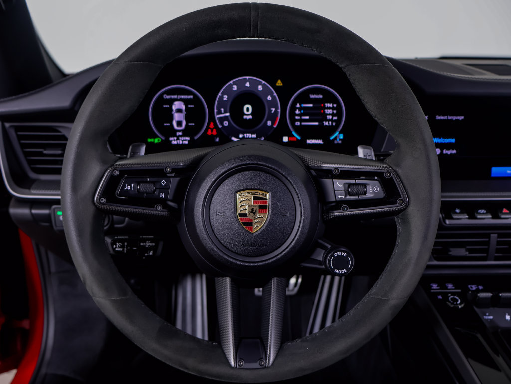 Certified 2025 Porsche 911 Carrera S RWD image 8