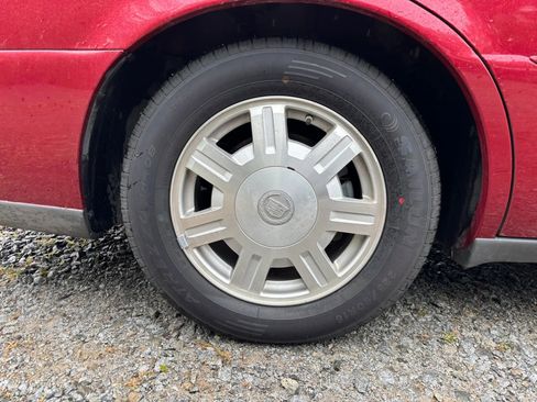 Used 2005 Cadillac De Ville FWD image 8