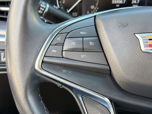 Certified 2023 Cadillac XT5 Luxury w/ LPO, Floor Liner Package image 15