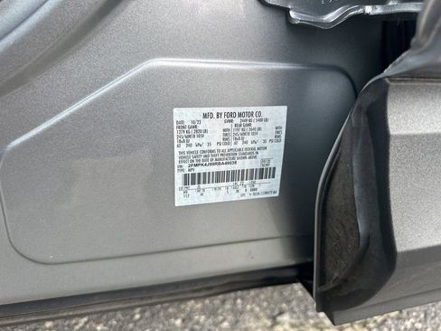 Used 2024 Ford Edge SEL image 35